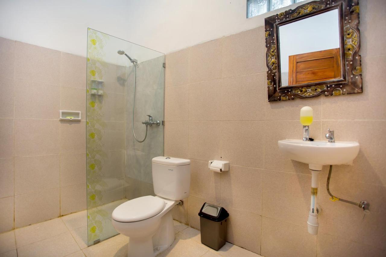 The Puncak Santhi Inn Batununggul Экстерьер фото