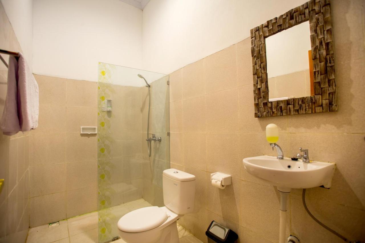 The Puncak Santhi Inn Batununggul Экстерьер фото