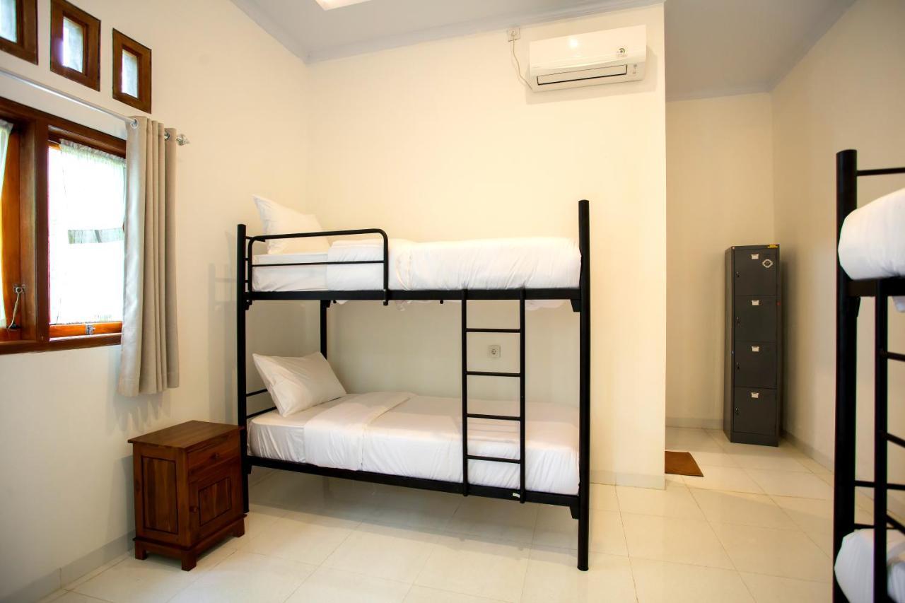 The Puncak Santhi Inn Batununggul Экстерьер фото